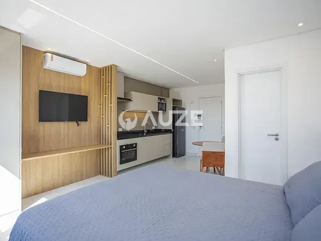 Apartamento com 30m², à venda, no bairro Cristo Rei em Curitiba