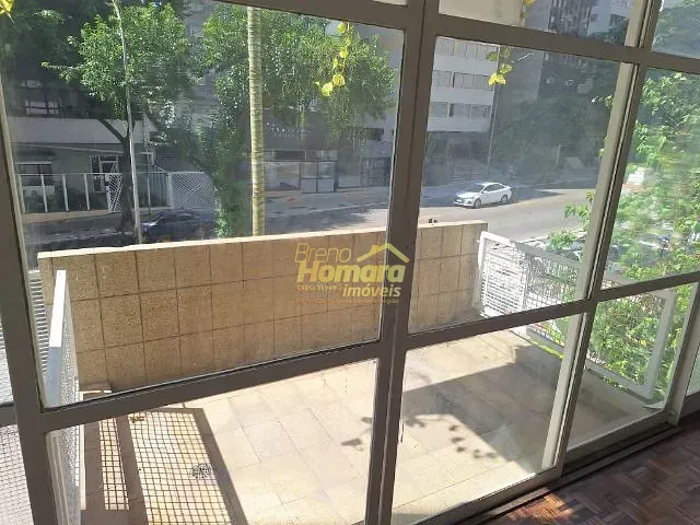 Apartamento com 280m² 4 quartos e 3 banheiros, à venda, no bairro Higienópolis em São Paulo
