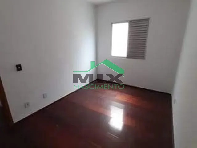 Apartamento 2 quartos e 1 banheiro, para alugar, no bairro Taboão em São Bernardo do Campo