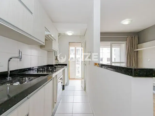 Apartamento com 51m², à venda, no bairro Capão Raso em Curitiba