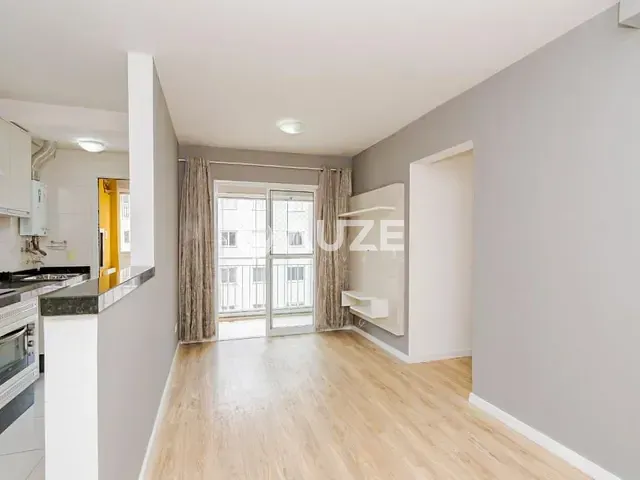 Apartamento com 51m², à venda, no bairro Capão Raso em Curitiba