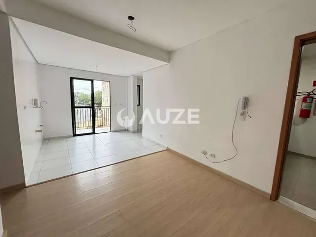 Apartamento com 52m² 2 quartos e 1 banheiro, para alugar, no bairro São Gabriel em Colombo