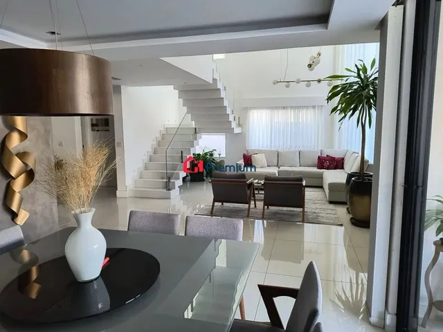Casa 5 quartos e 7 banheiros, à venda, no bairro Recreio dos Bandeirantes em Rio de Janeiro