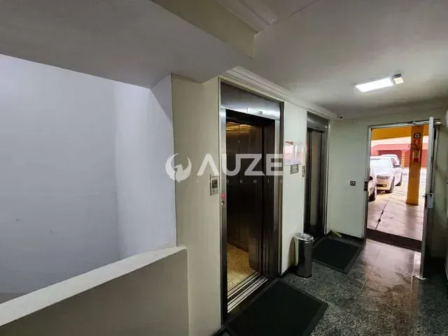 Apartamento com 33m² 2 quartos e 1 banheiro, à venda, no bairro Cristo Rei em Curitiba