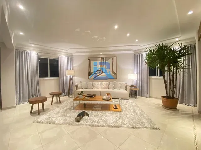 Apartamento com 200m² 4 quartos e 5 banheiros, à venda ou para alugar, no bairro Centro em Jundiaí