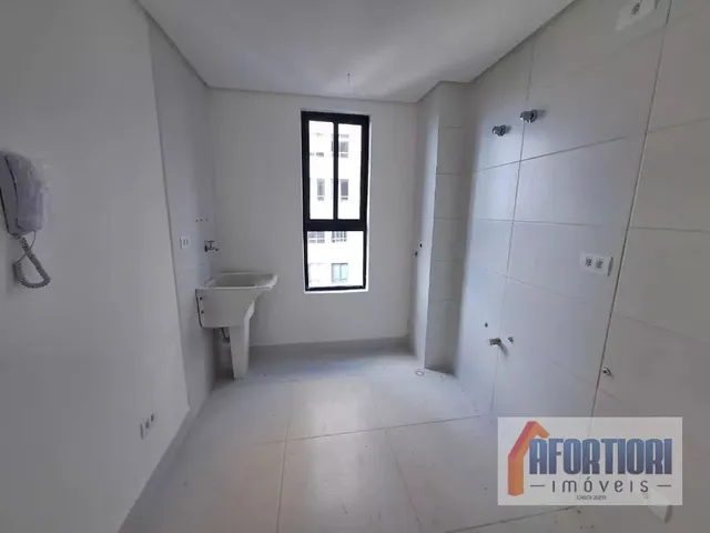 Apartamento 2 quartos e 1 banheiro, à venda, no bairro Água Verde em Curitiba
