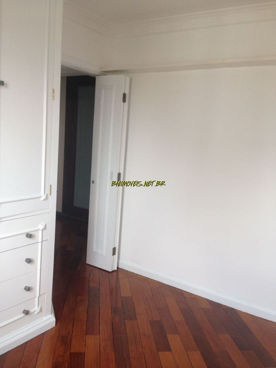 Apartamento à venda e aluguel com 3 quartos, 140m² - Foto 14