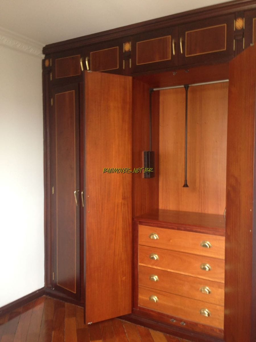 Apartamento à venda e aluguel com 3 quartos, 140m² - Foto 13
