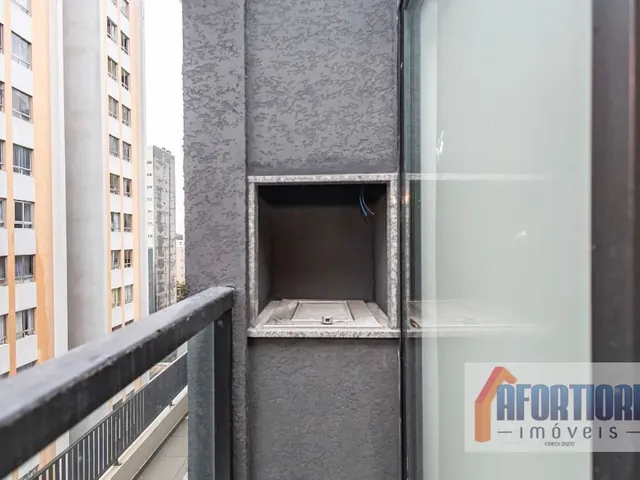 Apartamento 2 quartos e 1 banheiro, à venda, no bairro Água Verde em Curitiba