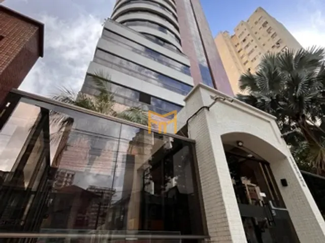 Apartamento com 280m² 4 quartos e 6 banheiros, à venda, no bairro Batista Campos em Belém