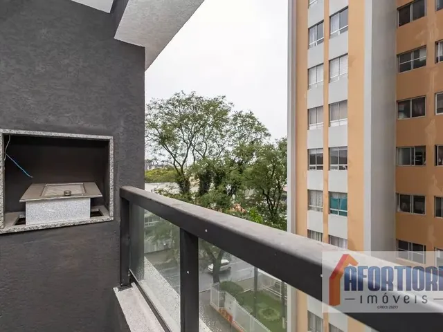 Apartamento 2 quartos e 1 banheiro, à venda, no bairro Água Verde em Curitiba
