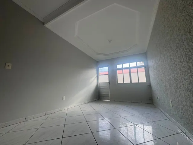 Apartamento 2 quartos e 1 banheiro, à venda, no bairro Ingleses do Rio Vermelho em Florianópolis