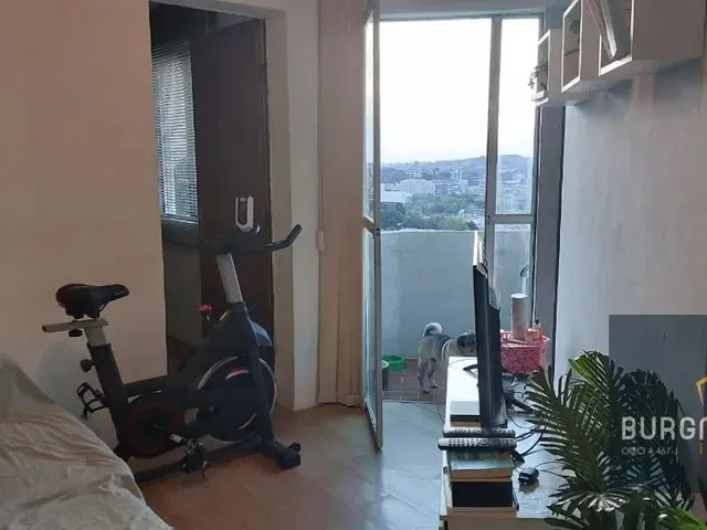 Apartamento 1 quarto e 1 banheiro, à venda, no bairro Bigorrilho em Curitiba