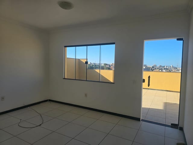 Apartamento 1 quarto e 1 banheiro, para alugar, no bairro Riviera Fluminense em Macaé