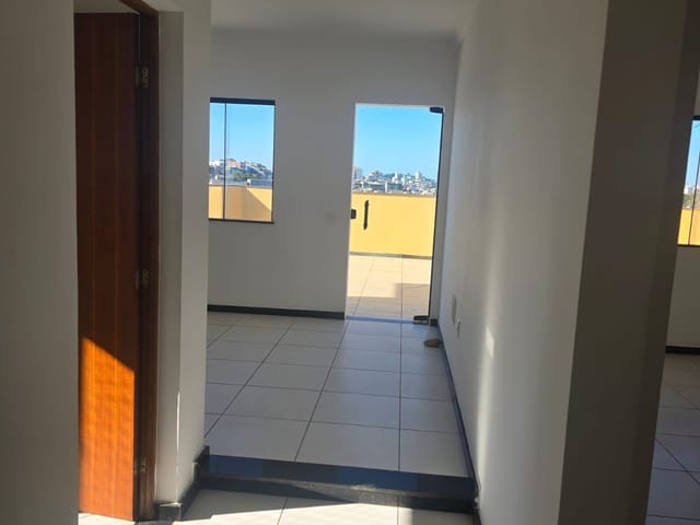 Apartamento 1 quarto e 1 banheiro, para alugar, no bairro Riviera Fluminense em Macaé
