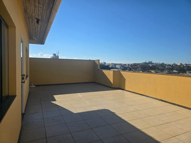 Apartamento 1 quarto e 1 banheiro, para alugar, no bairro Riviera Fluminense em Macaé