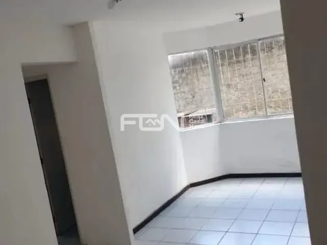 Apartamento 2 quartos e 1 banheiro, à venda, no bairro Gleba C em Camaçari