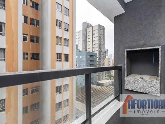 Apartamento 2 quartos e 1 banheiro, à venda, no bairro Água Verde em Curitiba