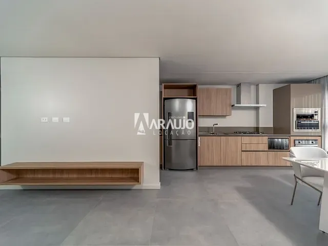 Apartamento 2 quartos e 1 banheiro, para alugar, no bairro Centro em Itajaí