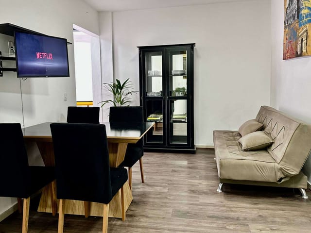 Apartamento 2 quartos e 1 banheiro, à venda, no bairro Ponta das Canas em Florianópolis