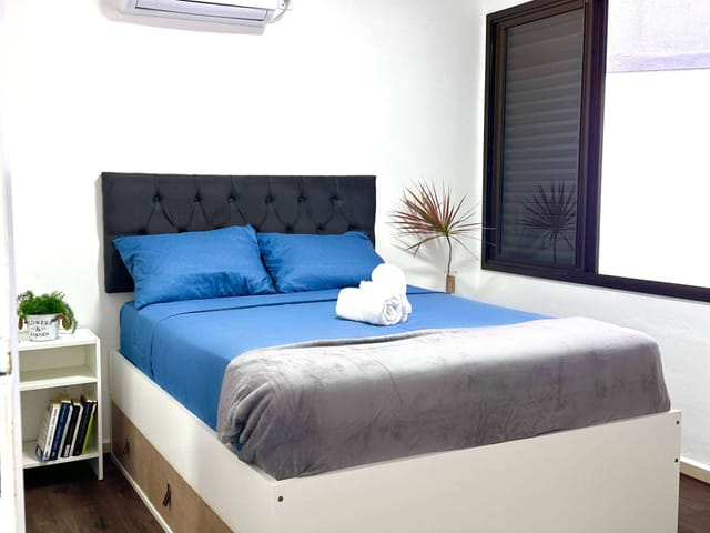 Apartamento 2 quartos e 1 banheiro, à venda, no bairro Ponta das Canas em Florianópolis