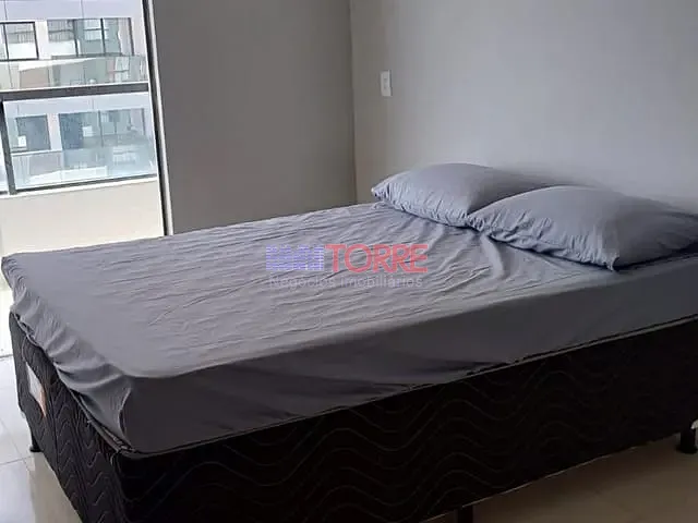 Apartamento 2 quartos e 2 banheiros, para alugar, no bairro Olivença em Ilhéus