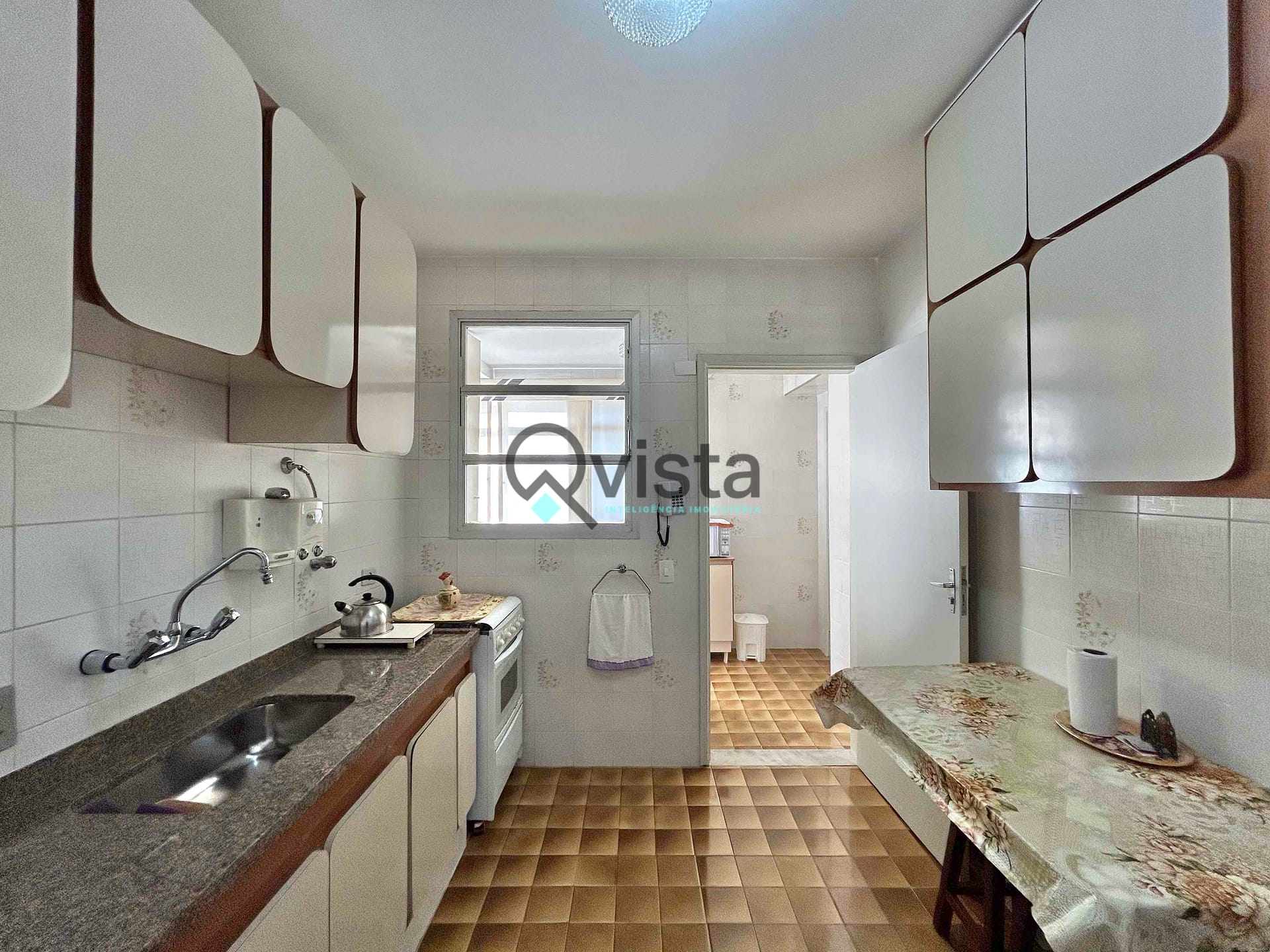 Apartamento à venda com 2 quartos, 100m² - Foto 14