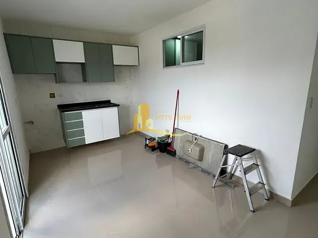 Apartamento 2 quartos e 1 banheiro, para alugar, no bairro Vila Carmosina em São Paulo