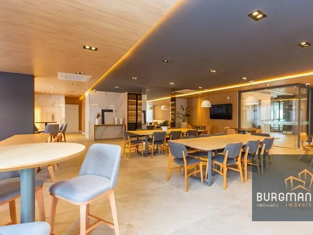 Apartamento 3 quartos e 3 banheiros, à venda, no bairro Cabral em Curitiba