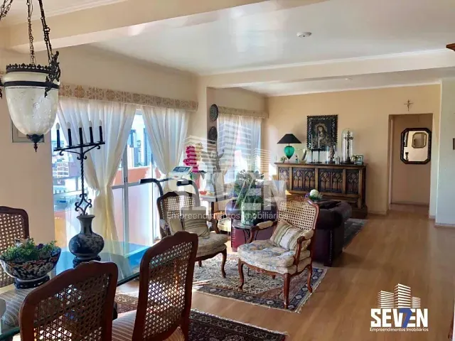 Apartamento com 190m² 3 quartos e 3 banheiros, à venda, no bairro Jardim Nasralla em Bauru