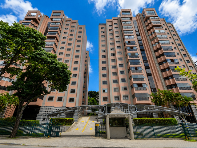 Apartamento com 264m² 4 quartos e 5 banheiros, à venda, no bairro Cabral em Curitiba