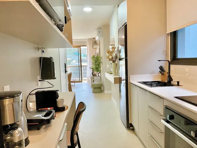 Apartamento 2 quartos e 2 banheiros, à venda, no bairro Ingleses do Rio Vermelho em Florianópolis