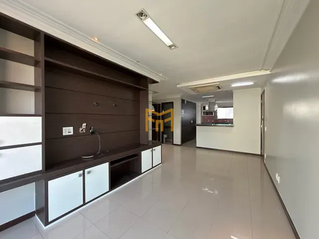 Apartamento 3 quartos e 5 banheiros, à venda, no bairro Umarizal em Belém