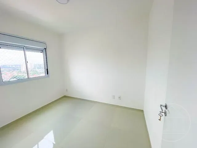 Apartamento com 41m² 2 quartos e 1 banheiro, à venda, no bairro Vila Isa em São Paulo