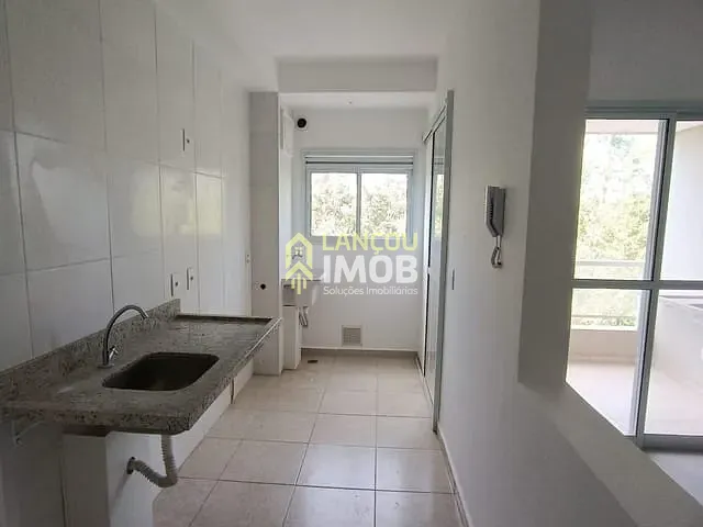 Apartamento 2 quartos e 2 banheiros, à venda ou para alugar, no bairro Jardim Tereza Cristina em Jundiaí
