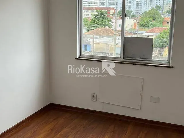 Apartamento 2 quartos e 1 banheiro, para alugar, no bairro Campo Grande em Rio de Janeiro