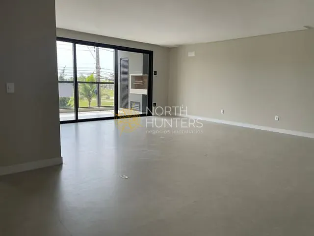 Apartamento com 168m² 3 quartos e 4 banheiros, à venda, no bairro Jurerê em Florianópolis