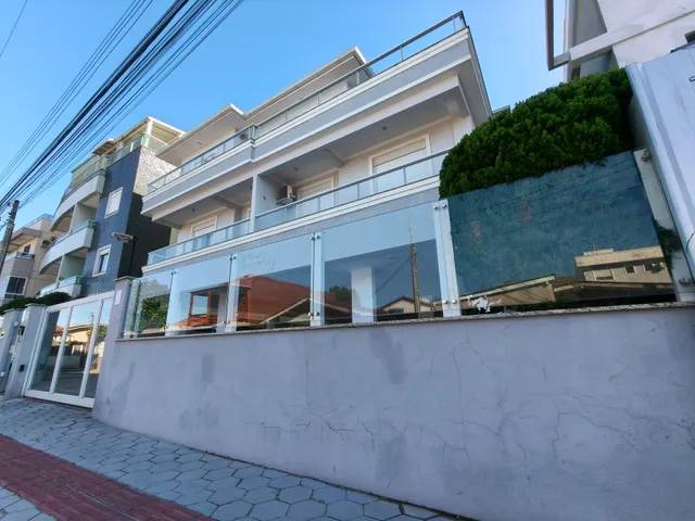 Apartamento 2 quartos e 1 banheiro, à venda, no bairro Ingleses do Rio Vermelho em Florianópolis