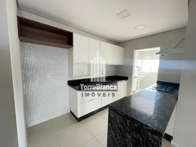 Apartamento com 165m² 3 quartos e 2 banheiros, para alugar, no bairro Centro em Ponta Grossa