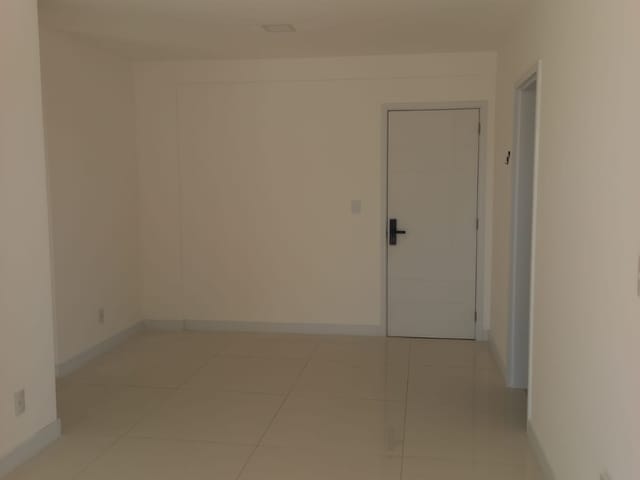 Apartamento 2 quartos e 2 banheiros, à venda ou para alugar, no bairro Centro em Campos dos Goytacazes