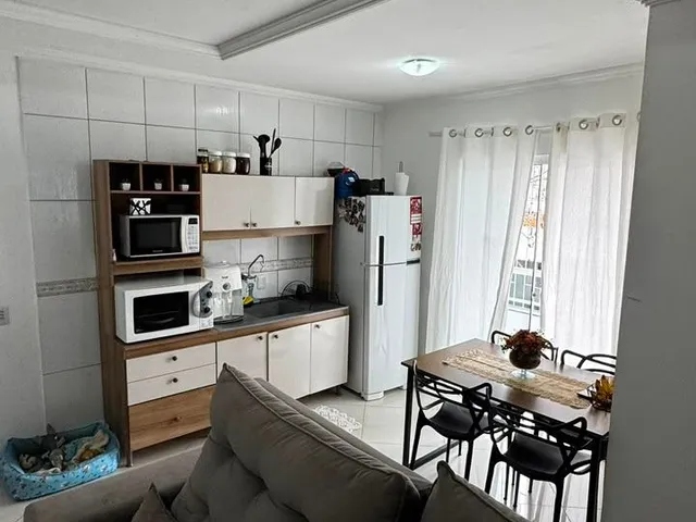 Apartamento 2 quartos e 2 banheiros, à venda, no bairro Ingleses do Rio Vermelho em Florianópolis