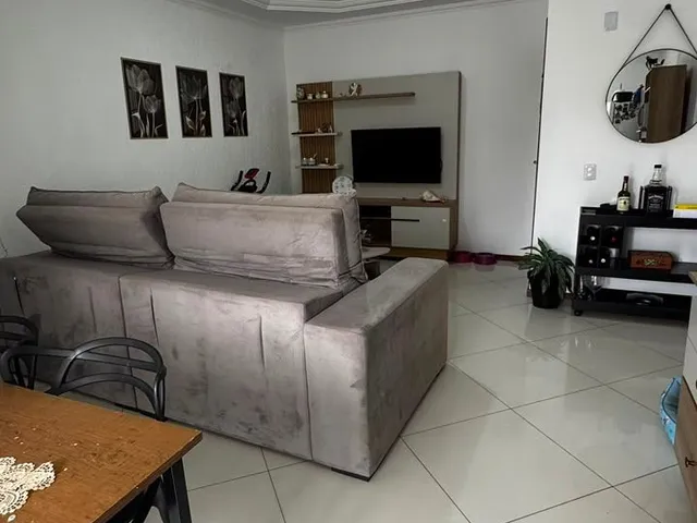 Apartamento 2 quartos e 2 banheiros, à venda, no bairro Ingleses do Rio Vermelho em Florianópolis