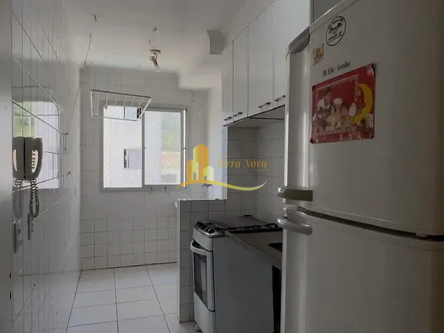 Apartamento 2 quartos e 1 banheiro, à venda, no bairro Canto do Forte em Praia Grande