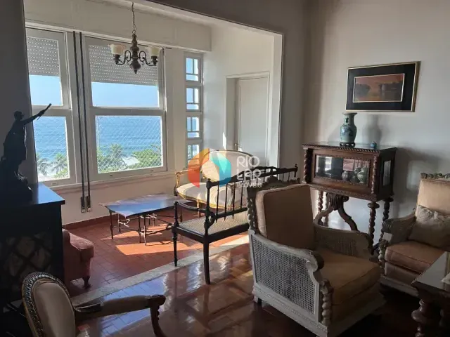 Apartamento com 150m² 4 quartos e 3 banheiros, à venda, no bairro Copacabana em Rio de Janeiro