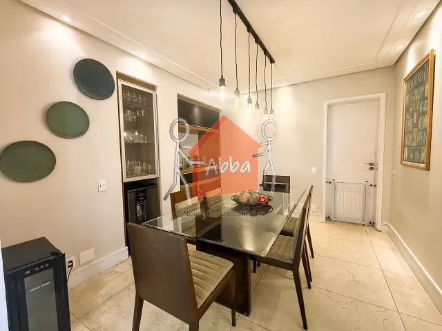 Apartamento com 243m² 3 quartos e 5 banheiros, à venda, no bairro Panamby em São Paulo
