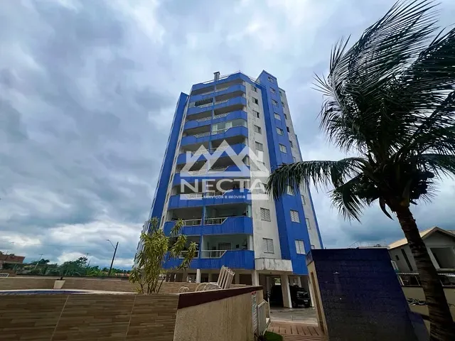 Apartamento com 90m² 3 quartos e 2 banheiros, para alugar, no bairro Jardim Aruan em Caraguatatuba