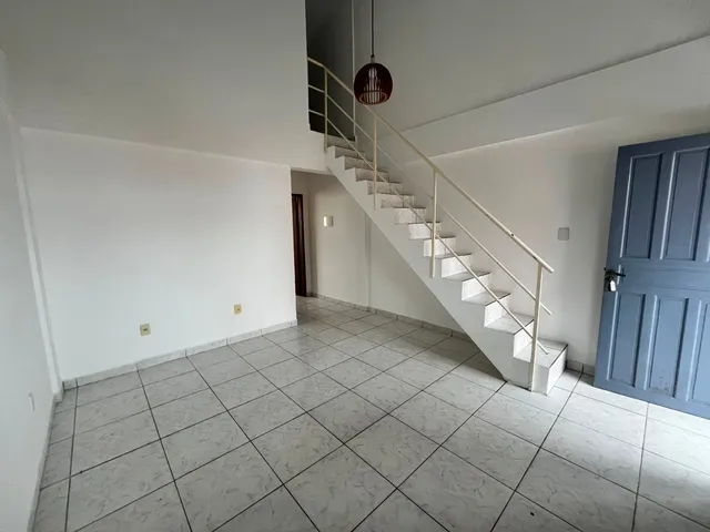 Apartamento 2 quartos e 1 banheiro, para alugar, no bairro São João do Rio Vermelho em Florianópolis