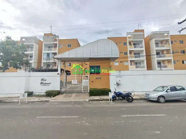 Apartamento 3 quartos e 2 banheiros, para alugar, no bairro Santa Isabel em Teresina