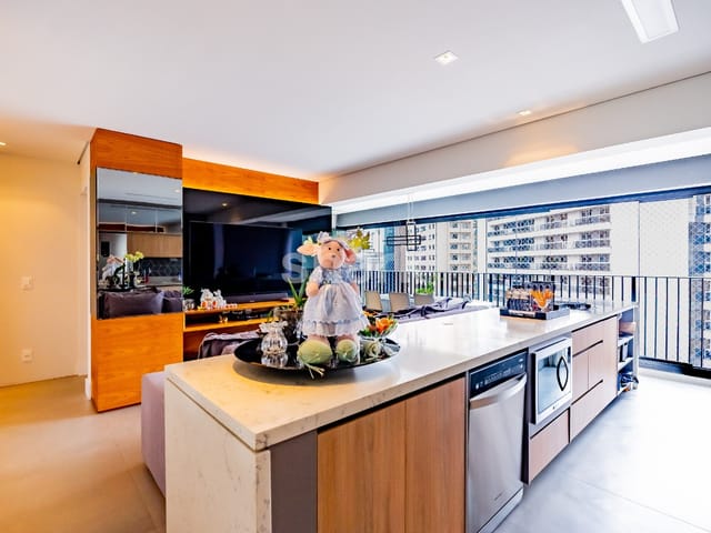 Apartamento com 81m² 3 quartos e 2 banheiros, à venda, no bairro Vila Olímpia em São Paulo