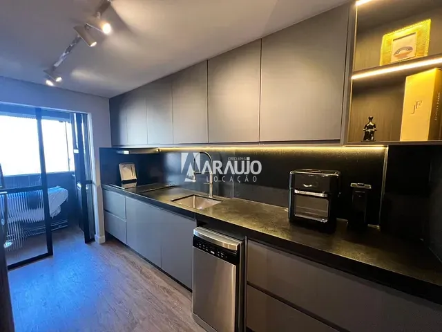 Apartamento com 71m² 2 quartos e 1 banheiro, para alugar, no bairro Centro em Itajaí